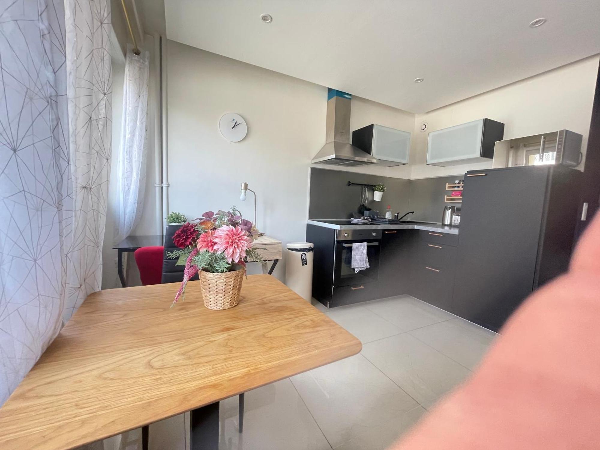 Plantiere - Studio Centre Quartier Queuleu - 2 Personnes Apartman Metz Kültér fotó